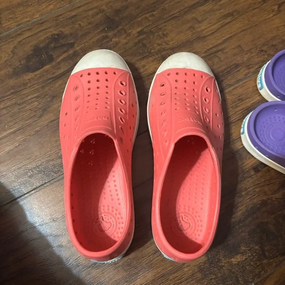 Native | Kids Pink and Purple Slip-On Sneakers - Picture 5 of 8